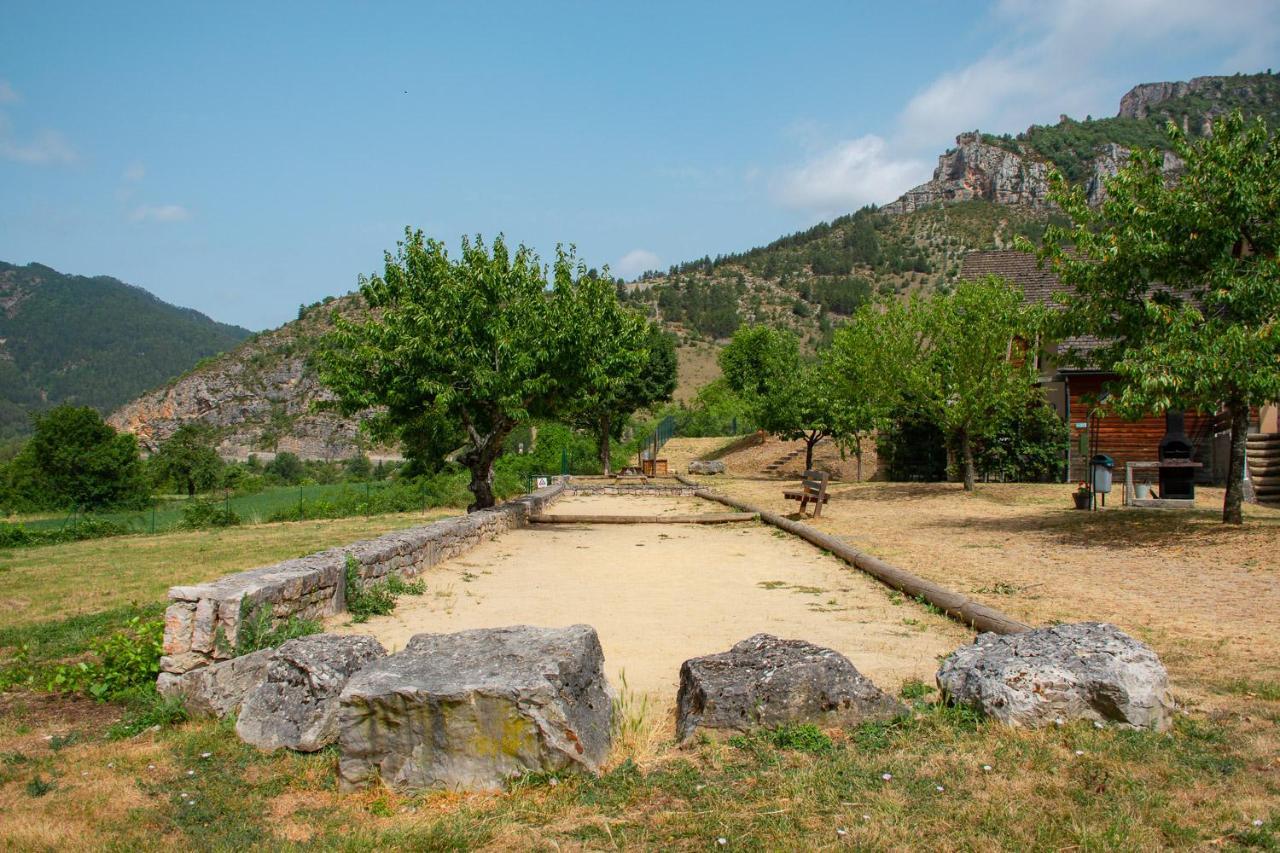 Village De Gites De Blajoux Quezac  Dış mekan fotoğraf